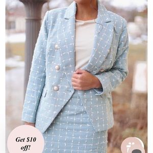 DaintyJewell’s Uptown Adventures Suit (2x)